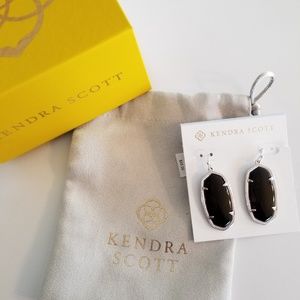 NWT Kendra Scott Elle Earring